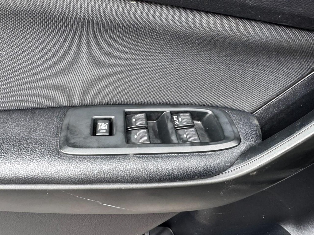 Ford Ranger Vehicle Full-screen Gallery Image 16