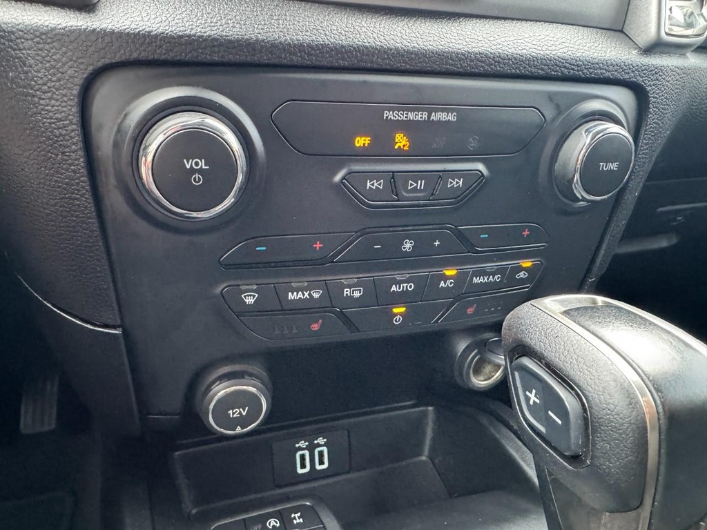 Ford Ranger Vehicle Full-screen Gallery Image 21