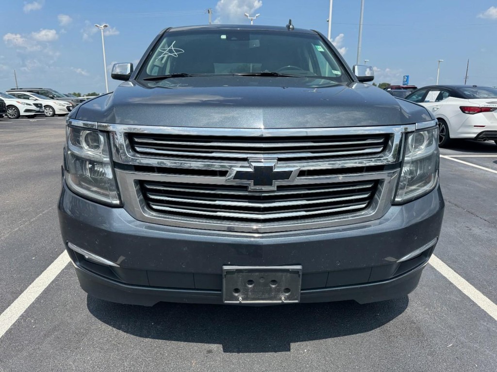 Chevrolet Tahoe Vehicle Full-screen Gallery Image 02