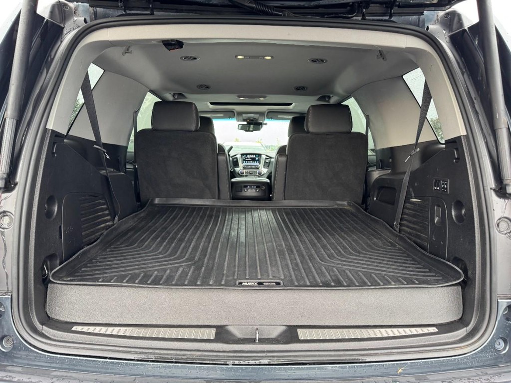 Chevrolet Tahoe Vehicle Full-screen Gallery Image 06