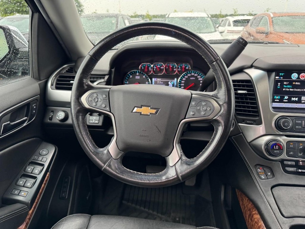 Chevrolet Tahoe Vehicle Full-screen Gallery Image 13