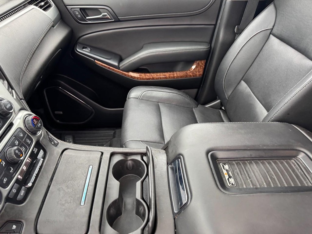 Chevrolet Tahoe Vehicle Full-screen Gallery Image 14
