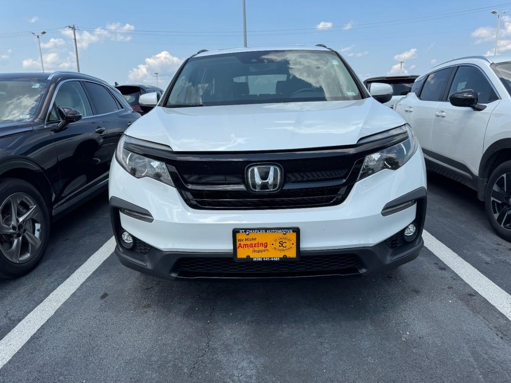Honda Pilot Vehicle Full-screen Gallery Image 02