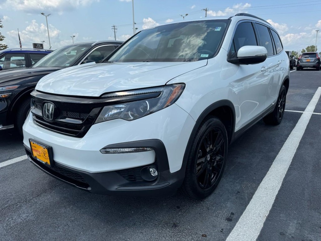 Honda Pilot Vehicle Full-screen Gallery Image 03