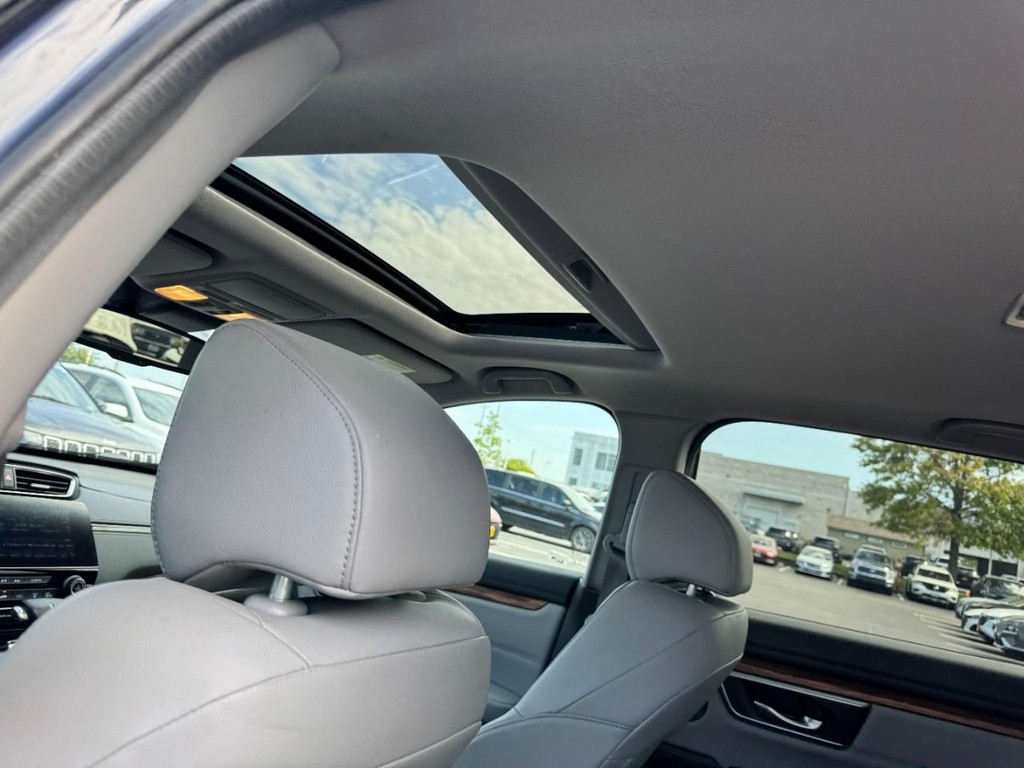 Honda CR-V Vehicle Full-screen Gallery Image 11