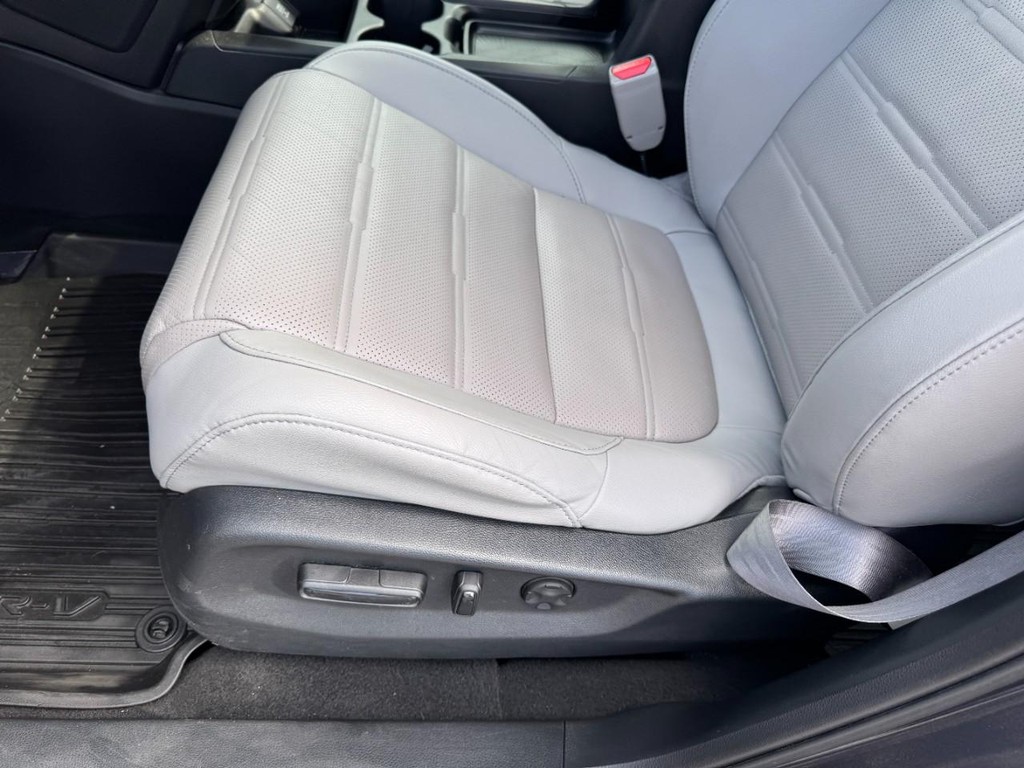 Honda CR-V Vehicle Full-screen Gallery Image 15