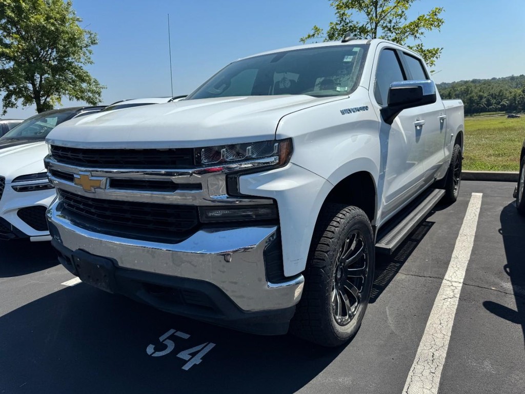 Chevrolet Silverado 1500 Vehicle Full-screen Gallery Image 03