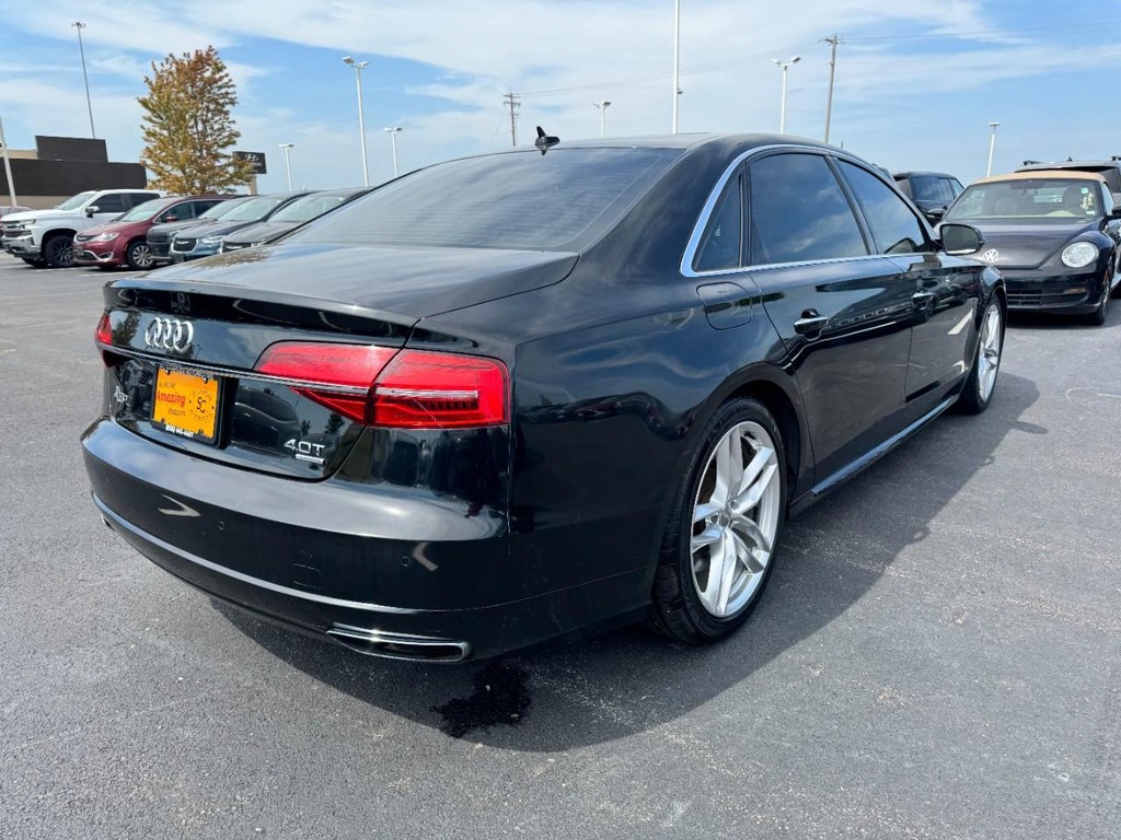 Audi A8 L Vehicle Full-screen Gallery Image 03