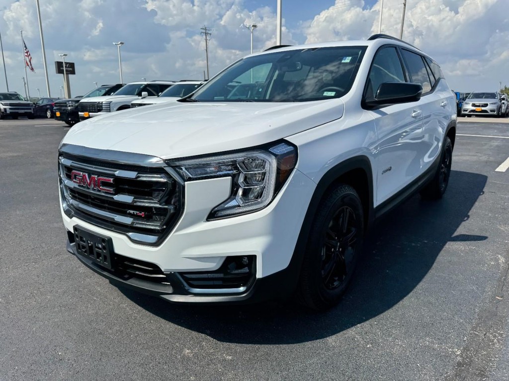 GMC Terrain Vehicle Full-screen Gallery Image 08