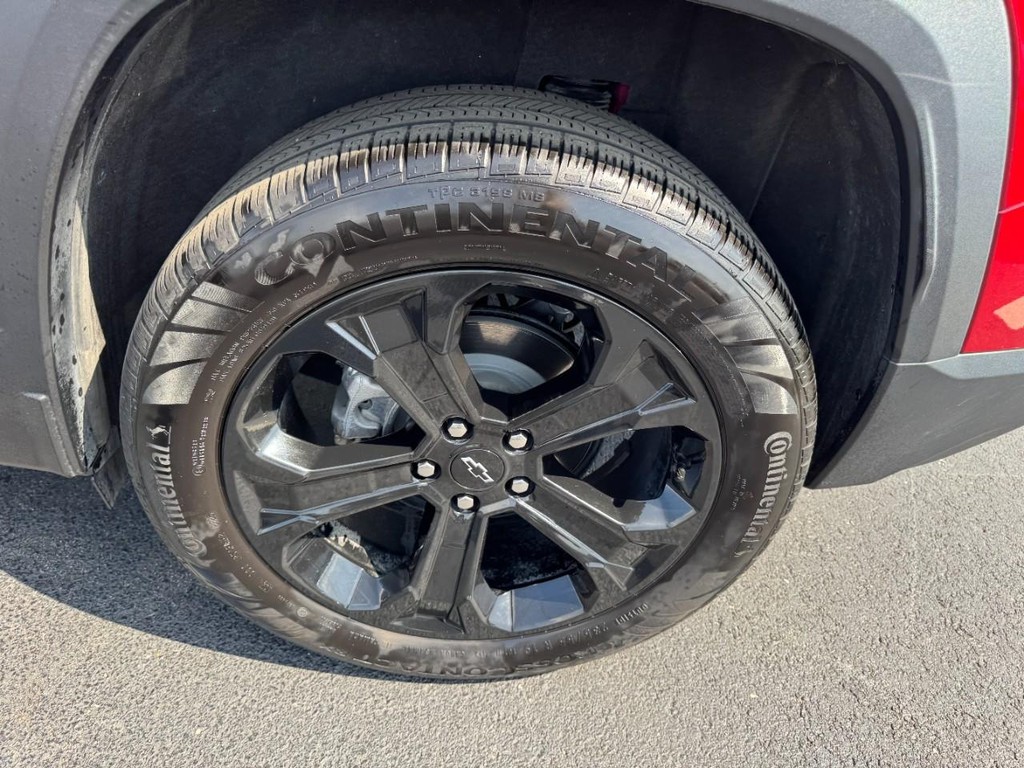 Chevrolet Equinox Vehicle Full-screen Gallery Image 07