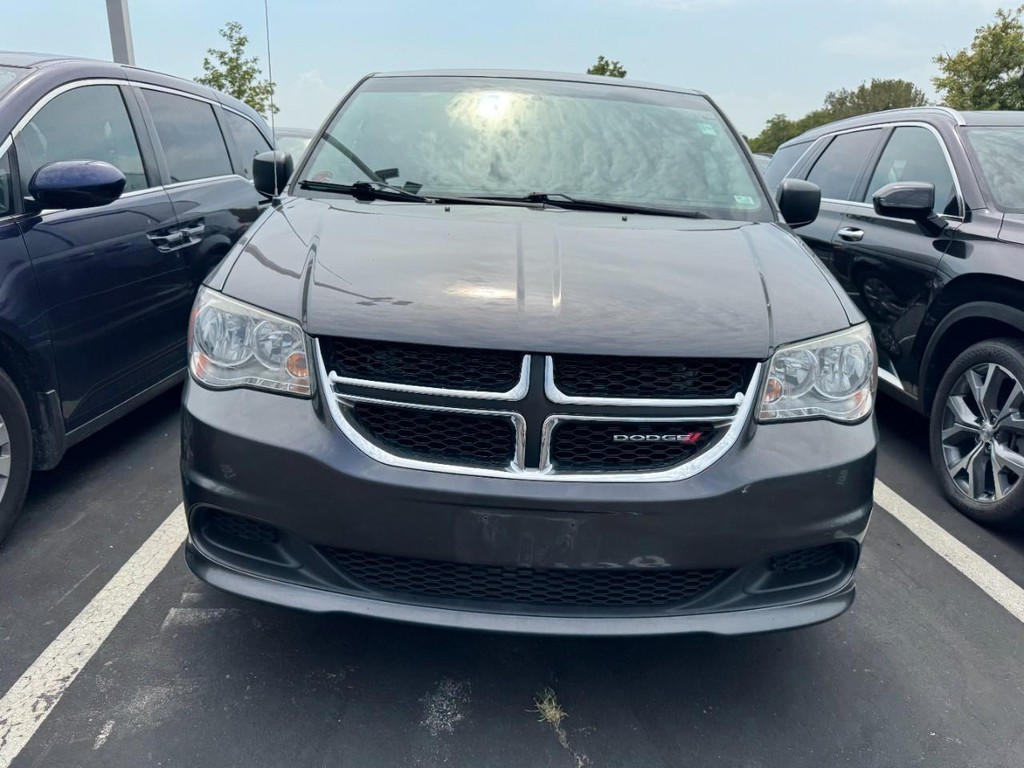 Dodge Grand Caravan Vehicle Full-screen Gallery Image 02