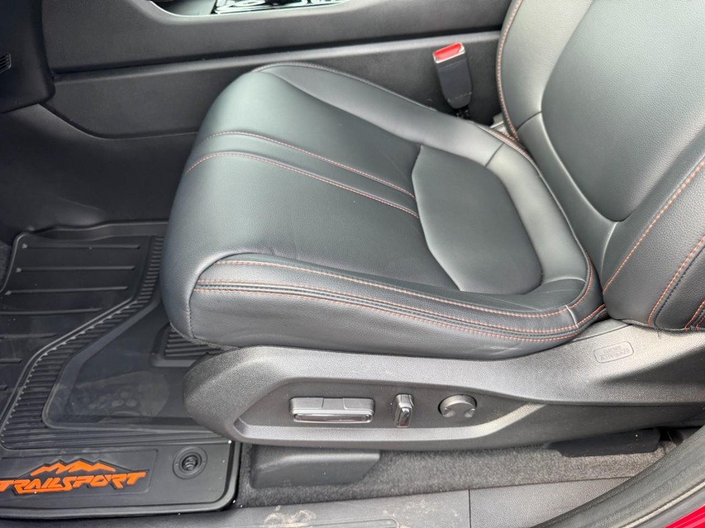 Honda Pilot Vehicle Full-screen Gallery Image 16