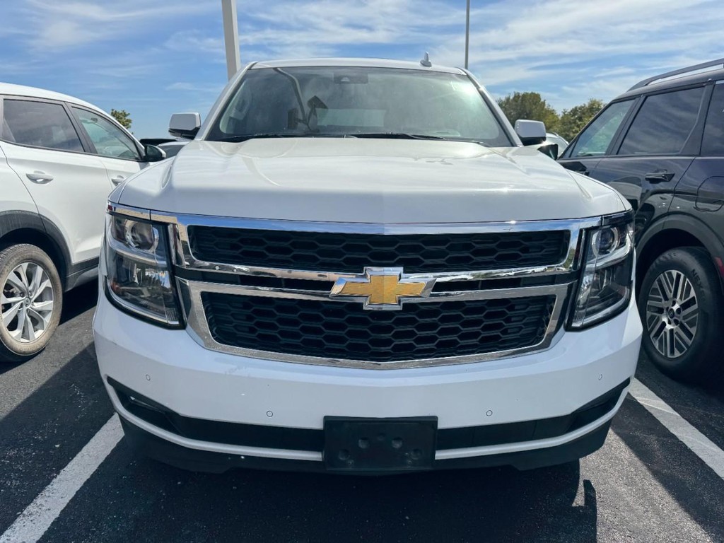 Chevrolet Tahoe Vehicle Full-screen Gallery Image 02