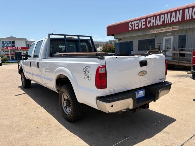 Ford Super Duty F-250 SRW Vehicle Full-screen Gallery Image 03