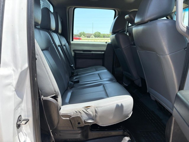 Ford Super Duty F-250 SRW Vehicle Full-screen Gallery Image 13