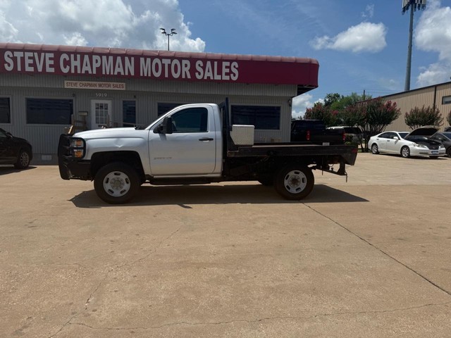 Chevrolet Silverado 3500HD Vehicle Full-screen Gallery Image 02