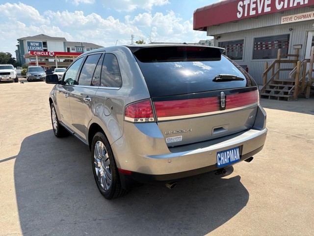 Lincoln MKX Vehicle Full-screen Gallery Image 03