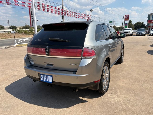 Lincoln MKX Vehicle Full-screen Gallery Image 05