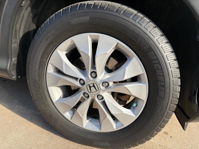 Honda CR-V Vehicle Full-screen Gallery Image 16