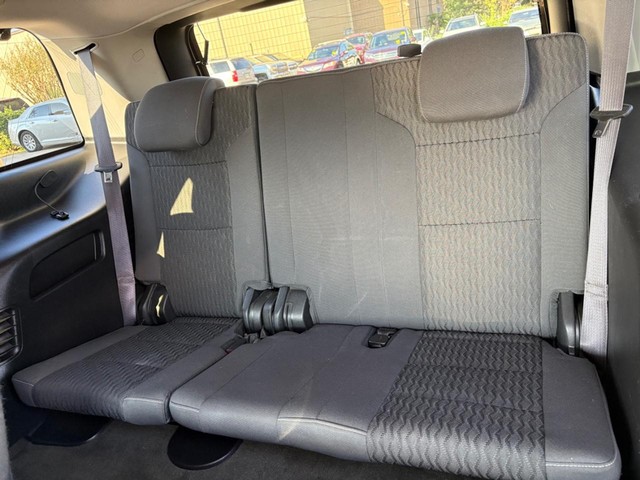 Chevrolet Tahoe Vehicle Full-screen Gallery Image 12