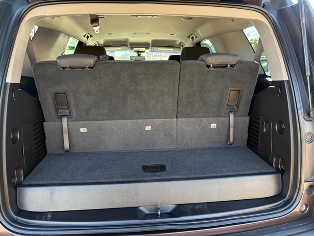 Chevrolet Tahoe Vehicle Full-screen Gallery Image 13