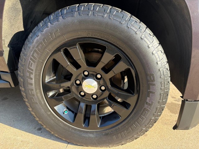 Chevrolet Tahoe Vehicle Full-screen Gallery Image 17