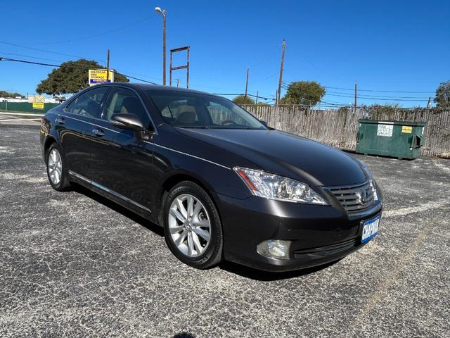 Lexus ES 350 Vehicle Full-screen Gallery Image 07