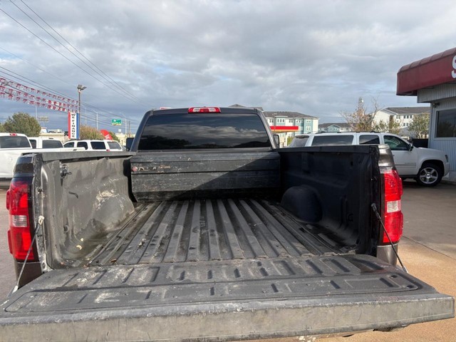 GMC Sierra 2500HD Vehicle Full-screen Gallery Image 12