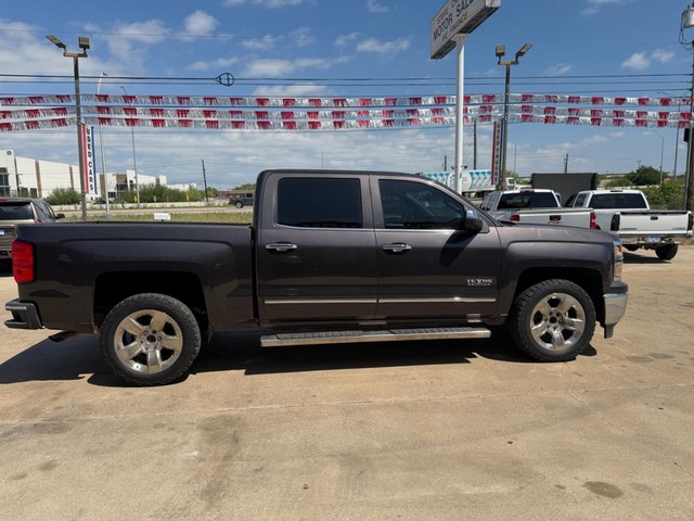 Chevrolet Silverado 1500 Vehicle Full-screen Gallery Image 06