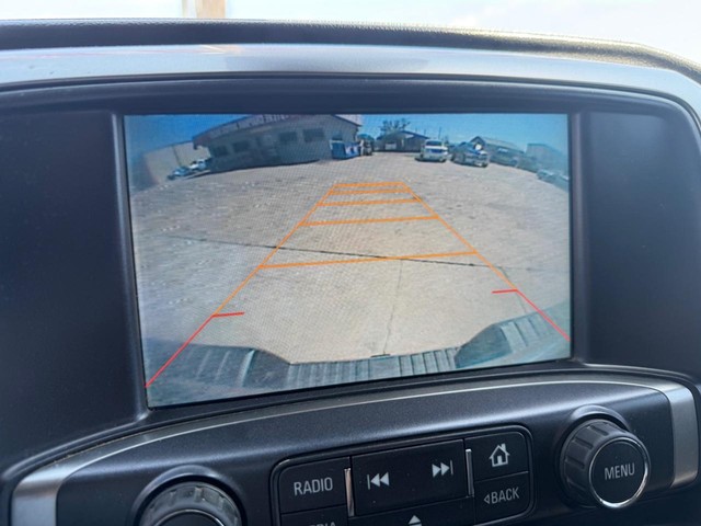 Chevrolet Silverado 1500 Vehicle Full-screen Gallery Image 16