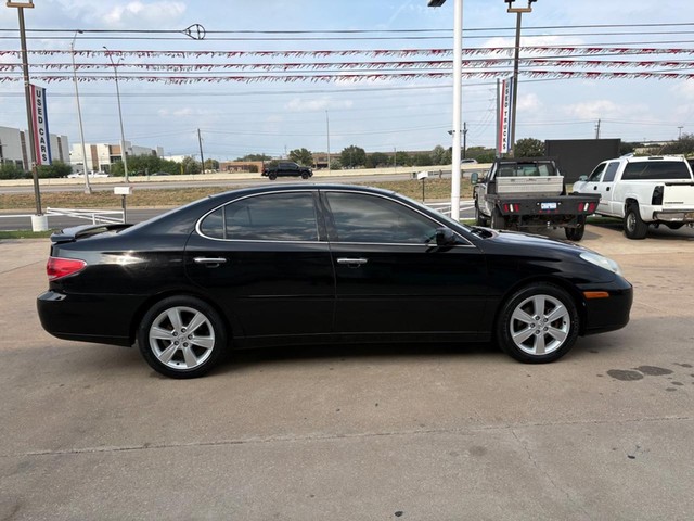 Lexus ES 330 Vehicle Full-screen Gallery Image 06