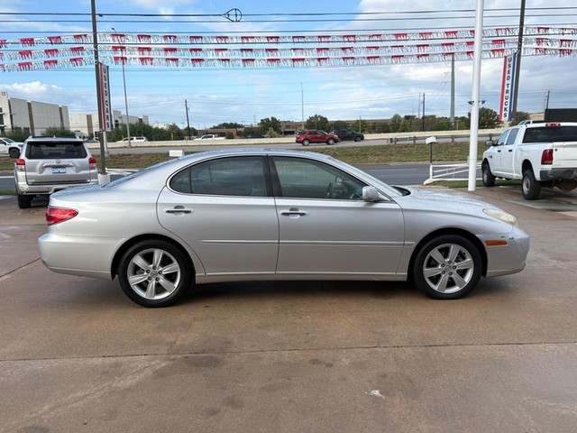 Lexus ES 330 Vehicle Full-screen Gallery Image 06