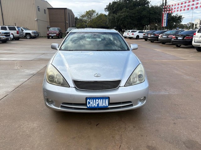 Lexus ES 330 Vehicle Full-screen Gallery Image 08