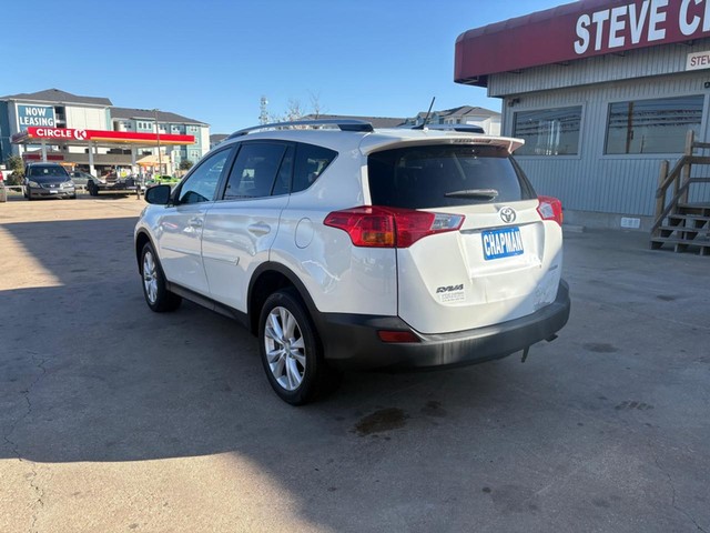 Toyota RAV4 Vehicle Full-screen Gallery Image 03