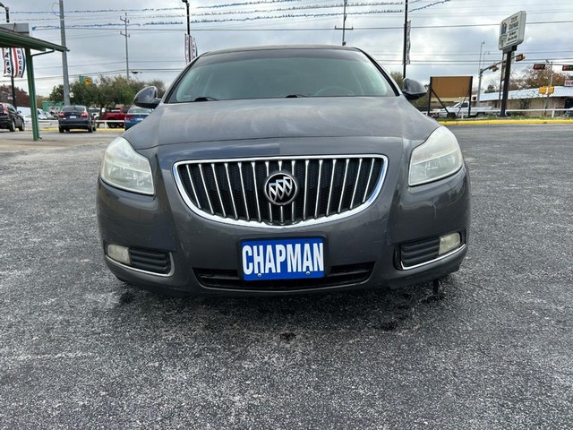 Buick Regal Vehicle Full-screen Gallery Image 08