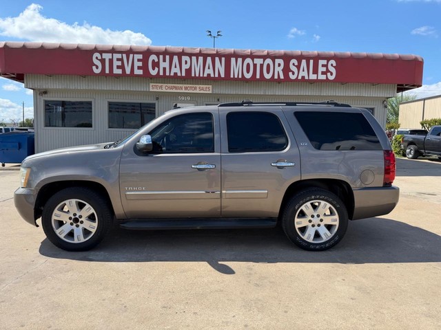 Chevrolet Tahoe Vehicle Full-screen Gallery Image 02