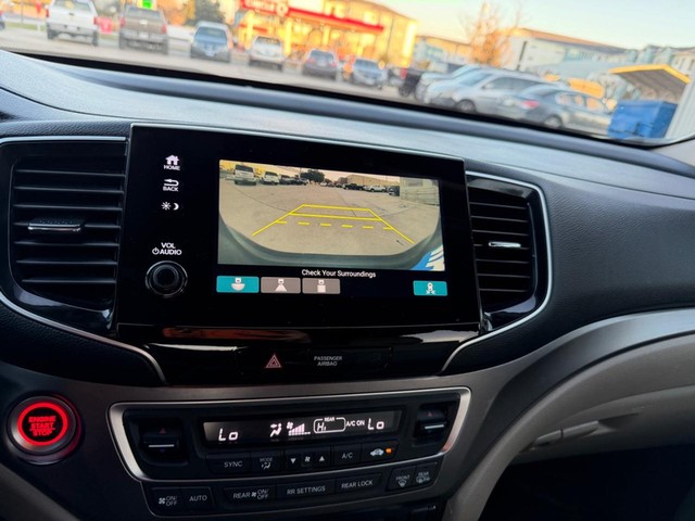 Honda Pilot Vehicle Full-screen Gallery Image 18