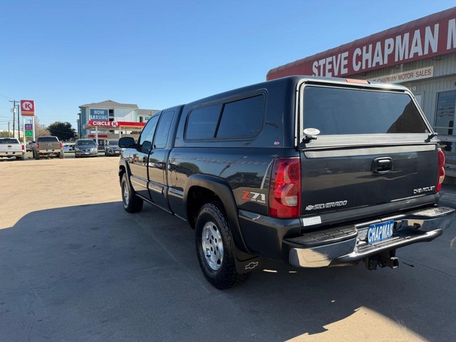 Chevrolet Silverado 1500 Vehicle Full-screen Gallery Image 03