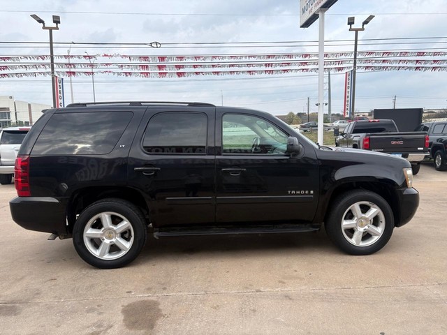 Chevrolet Tahoe Vehicle Full-screen Gallery Image 06