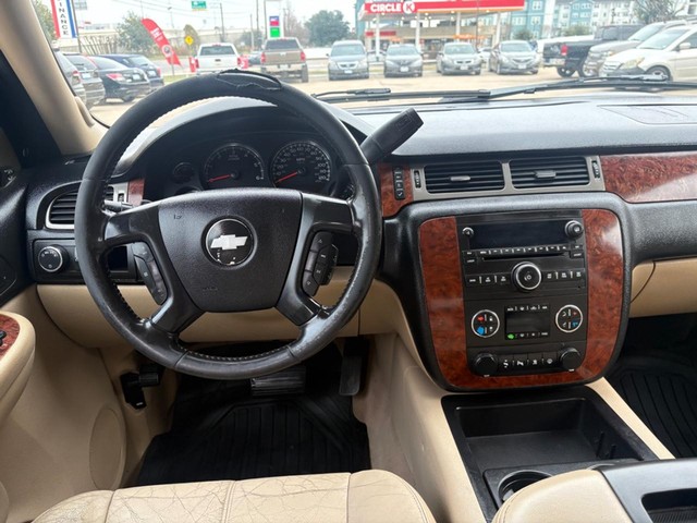 Chevrolet Tahoe Vehicle Full-screen Gallery Image 10