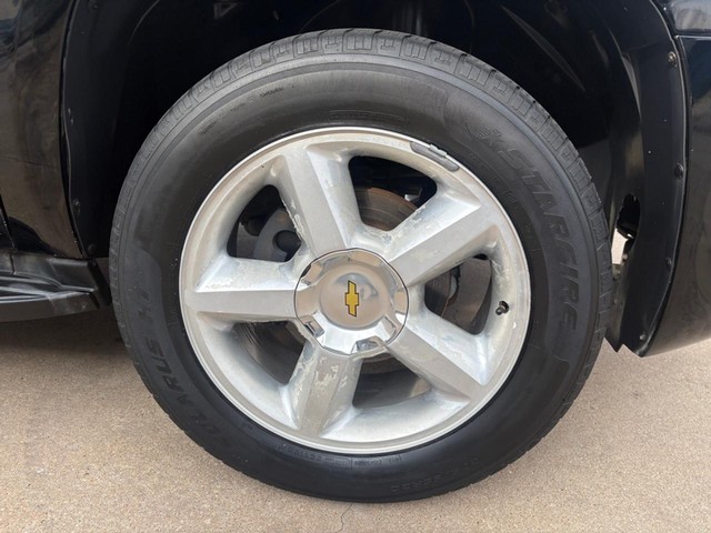 Chevrolet Tahoe Vehicle Full-screen Gallery Image 16