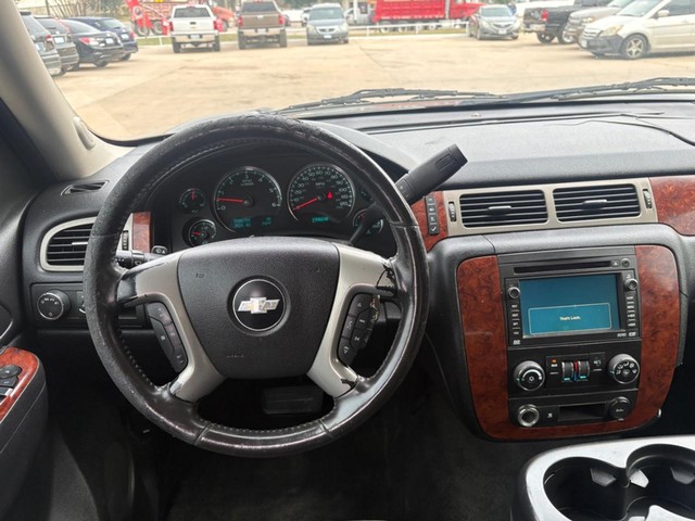 Chevrolet Tahoe Vehicle Full-screen Gallery Image 10