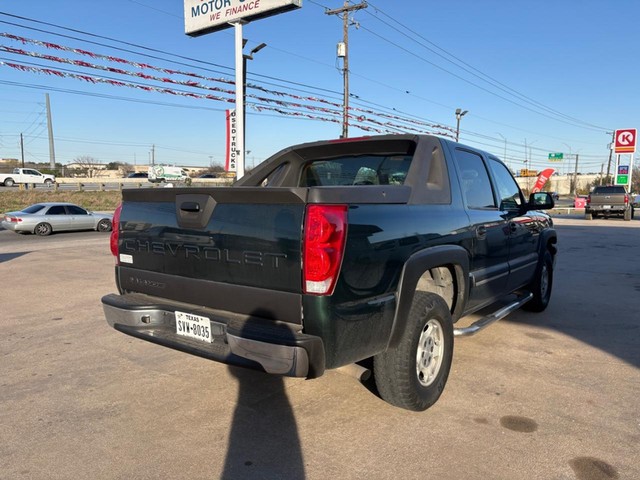 Chevrolet Avalanche Vehicle Full-screen Gallery Image 05