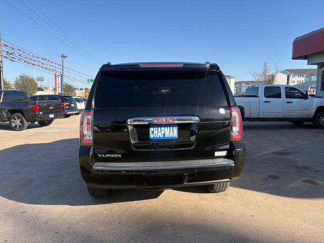 GMC Yukon Vehicle Full-screen Gallery Image 04