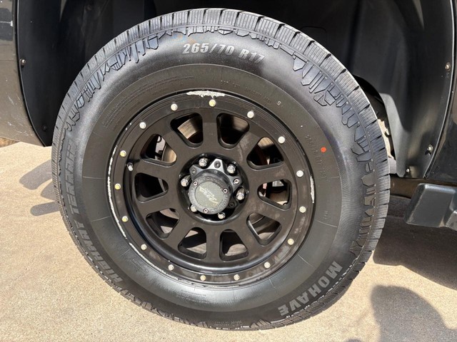 Chevrolet Avalanche Vehicle Full-screen Gallery Image 15