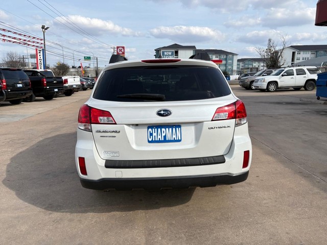 Subaru Outback Vehicle Full-screen Gallery Image 04