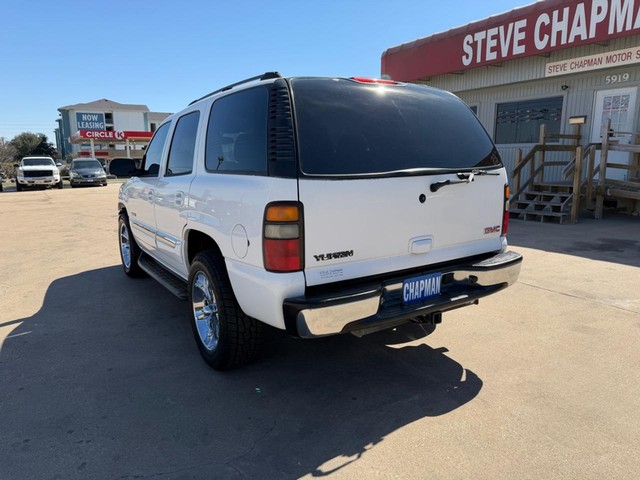 GMC Yukon Vehicle Full-screen Gallery Image 03