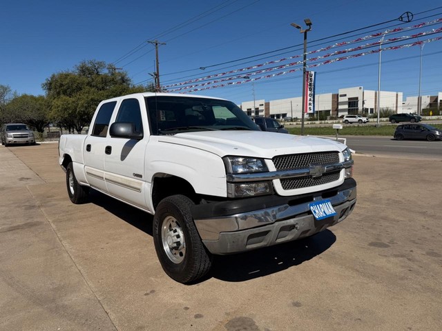 Chevrolet Silverado 2500 Crew Cab Vehicle Full-screen Gallery Image 07