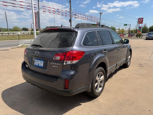 Subaru Outback Vehicle Full-screen Gallery Image 05