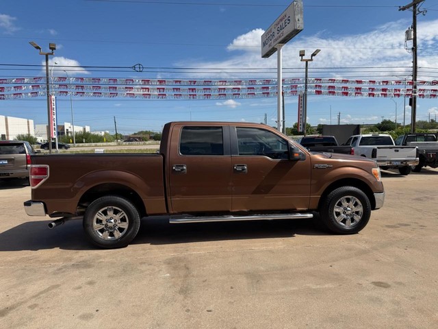 Ford F-150 Vehicle Full-screen Gallery Image 06